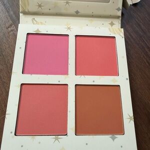 Blush Palette — Pink, Coral & Warm Nude Cheek Colors